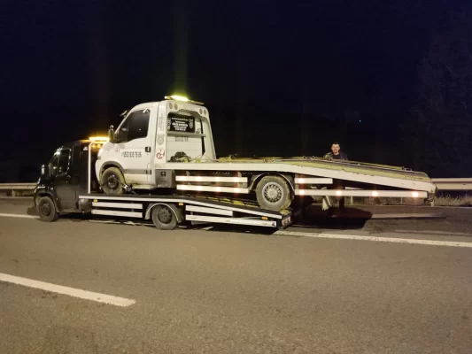 Ankara Çekici hizmeti,Oto Kurtarıcı Çekici Hizmeti,Mamak oto çekici,Ankara oto çekici,Ankara oto çekici,En Yakın Çekici,Ankara yol yardım,Ankara oto çekici,Çankaya Oto Kurtarma